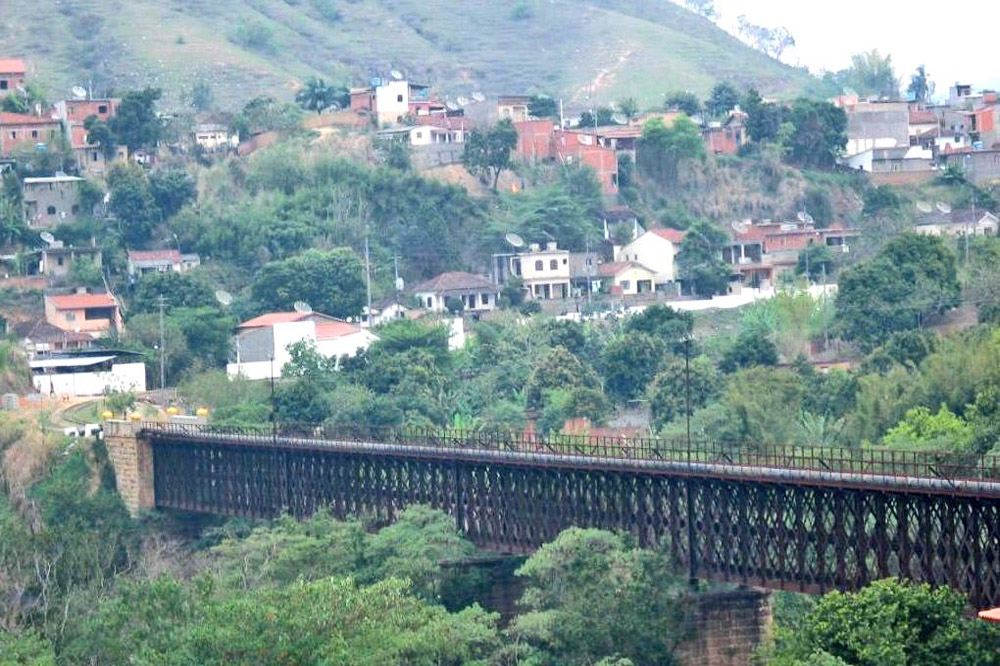 Ponte Leopoldo Teixeira Leite